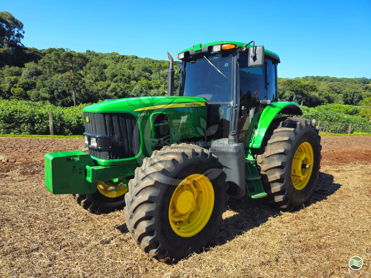 TRATOR JOHN DEERE JOHN DEERE 6145J Tração 4x4 D.K Agronegócios - Máquinas e Implementos Agrícolas PRUDENTOPOLIS PARANÁ PR